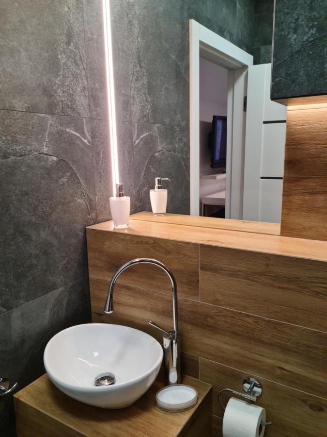 Turkus Apartament Krakow Apartment ภายนอก รูปภาพ
